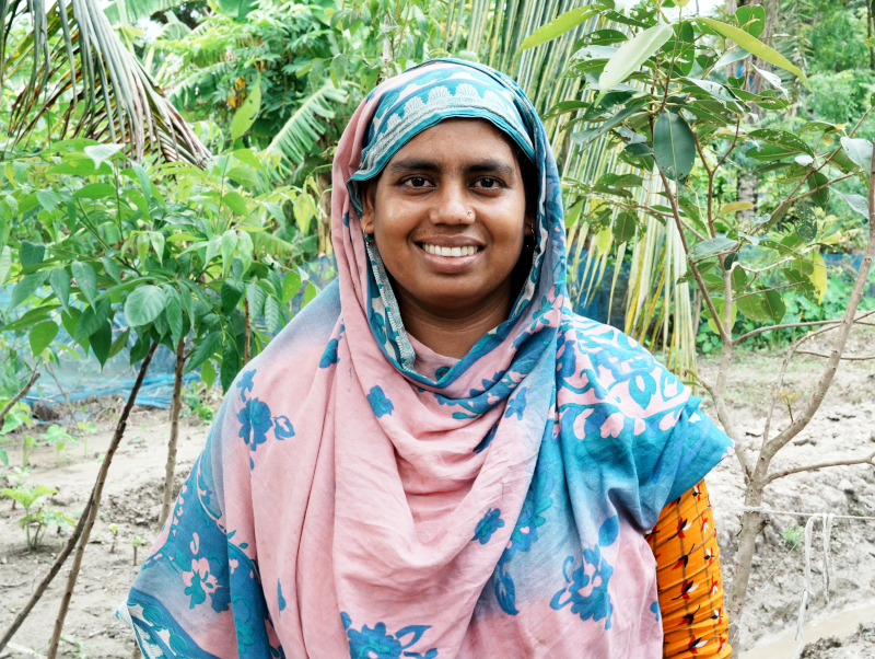 Dilruba-Yasmin-smiling-bangla.JPG