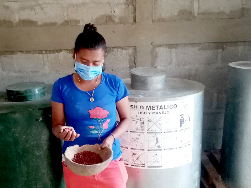 Emprendimiento-para-mujeres-Nicaragua-Rosa.jpg