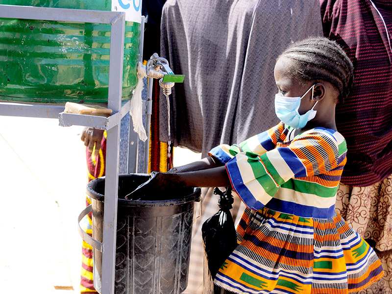 educacion-refugiados-Niger-covid19-(1).jpg